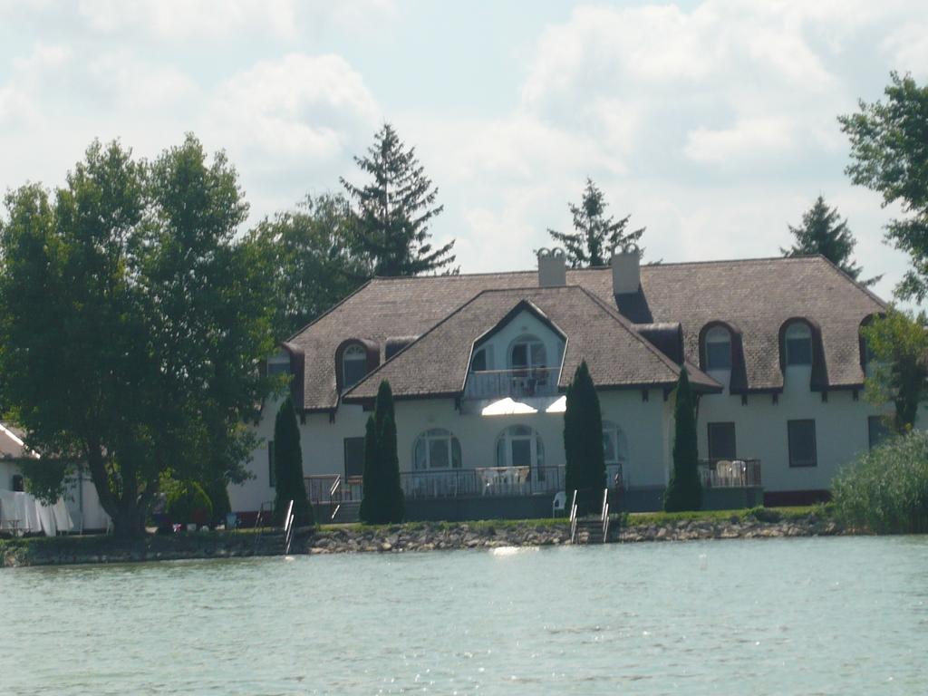 Aranyhid Hotel Balatonboglár Eksteriør bilde
